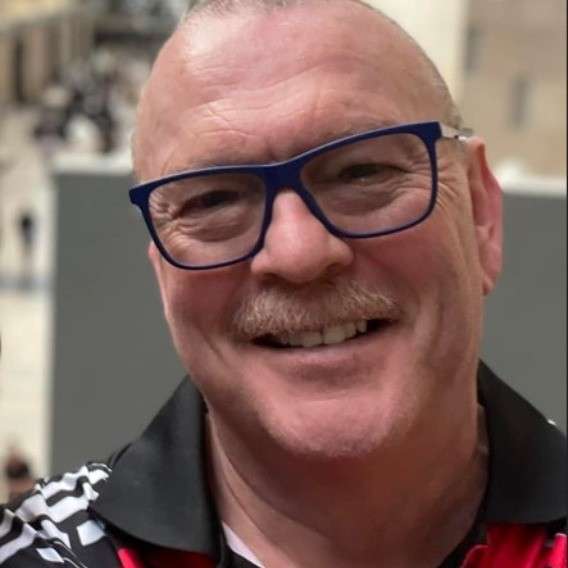 Lee Thomas